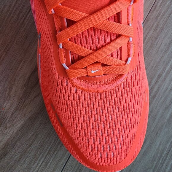 Nike ZoomX Womens Road Running Shoes Red White Sz 8 Sneaker Athletic HM6804-603 - Picture 11 of 14